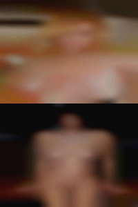 Stockholm girl looking for sexy swinging clubs.